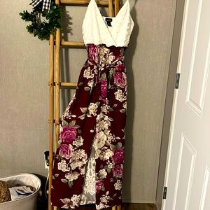 Rue 21 jumpsuit with lace bodice and elastic waist. Size S. Worn once.